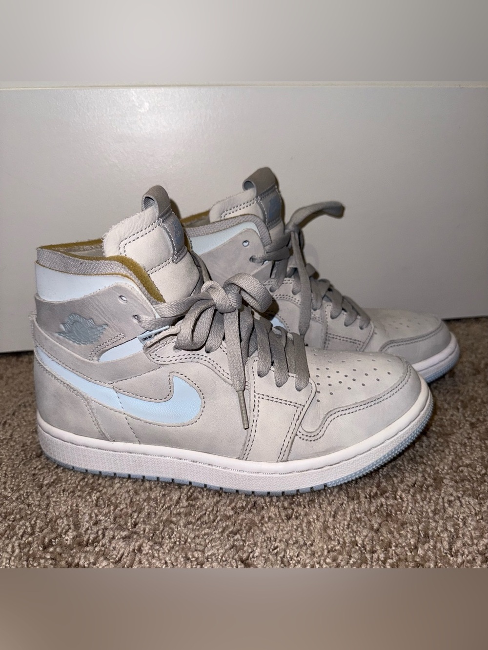 NIKE AIR JORDAN 1 ZOOM AIR COMFORT | Size 6 Women’s